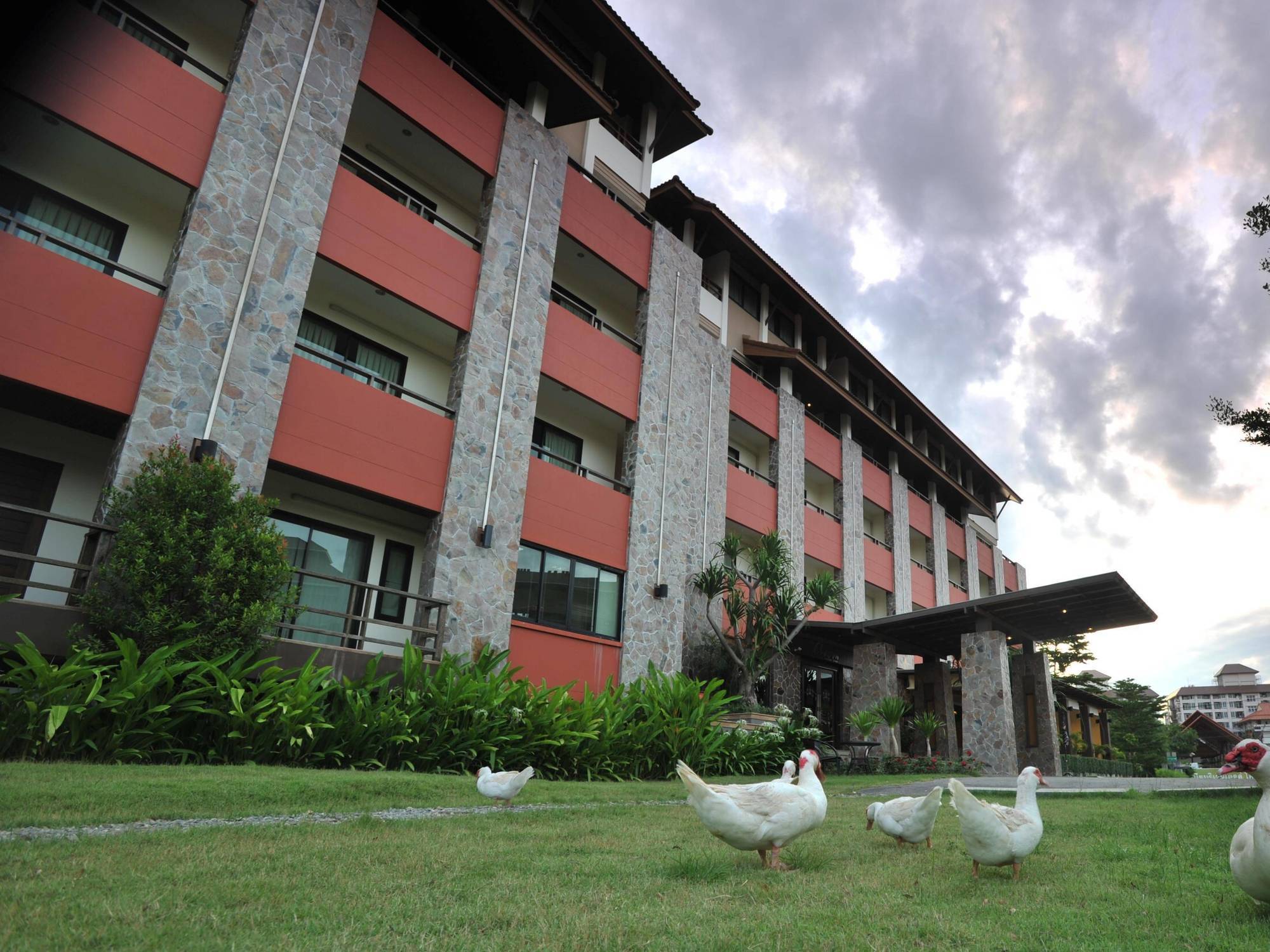 The Charm Boutique Resort Khon Kaen Exterior foto